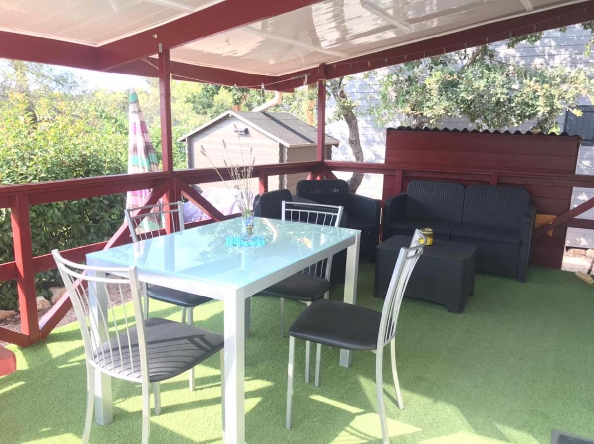 Charmant Mobil-Home Rocbaron Ngoại thất bức ảnh
